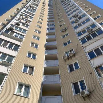 Продаж 1 к квартири Осокорки, Позняки Патриотика Русовой Гмирі