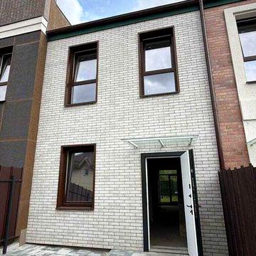 Святопетрівське просторий таунхаус 92 м² поруч із вул. Соборна з усіма комунікаціями
