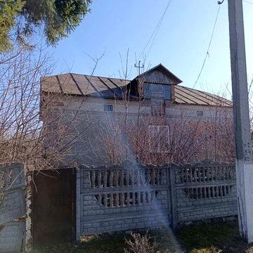 Продаж приватного будинку