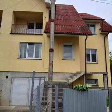 Терміновий продаж великого заміського будику!