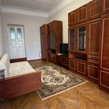Здаю 2 кімнатну квартиру в Центрі, район Казки, сталінка