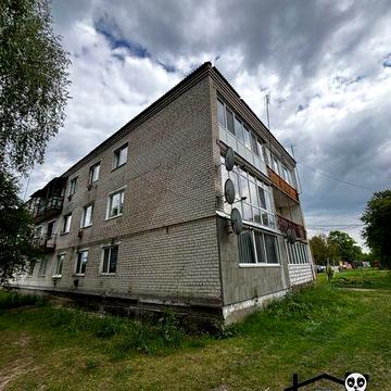 Продається простора 3-кімнатна квартира в затишному районі с. Катеринівка.