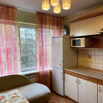 Оренда 1 кімнатної квартири по вулиці Княгині Ольги