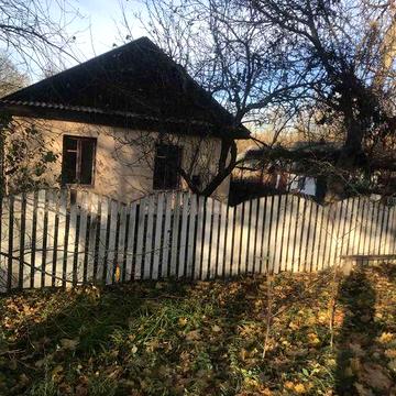 Продаж цегляного будинку с.Квітневе, Коростенський район