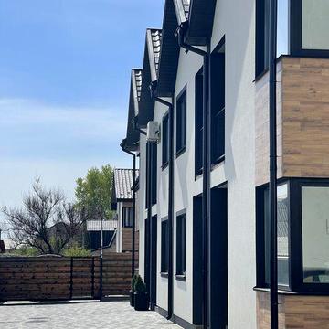 Таунхаус 95 м² в Ірпені, вул. Натана Рибака — $72 000. Ділянка 1,5 сотки.