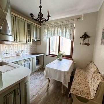 4х комнатная квартира на Таирова / ул. Ак. Королева