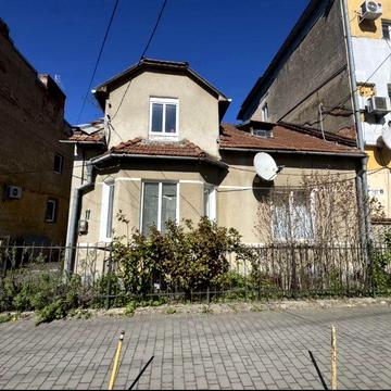 Будинок в парковій зоні, 1 провулок Герцена ( р-н гот Буковина)