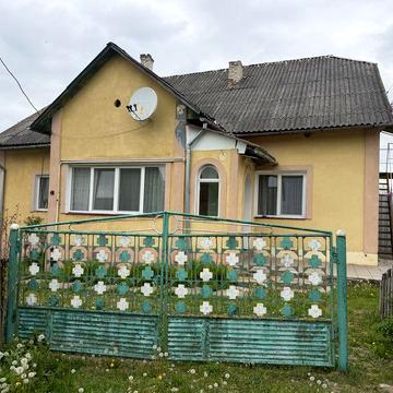 Продаж будинку біля Яворова с.Лісок