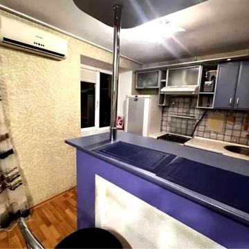 2кім в цегляному будинку з власною котельнею в ЦЕНТРАЛЬНОМУ РАЙОНІ (720388)