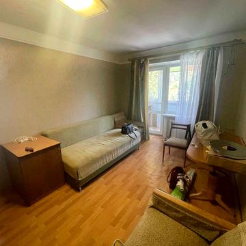 Продаж 2к. квартири, черьомушки район АТБ, індивідуальне опалення.
