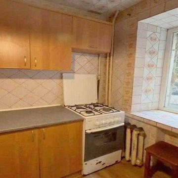 Продаж 2-кімн. кв., пр. Аерокосмічний, метро Левада