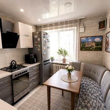 Продається 2х кімнатна квартира 50м². Євроремонт.
