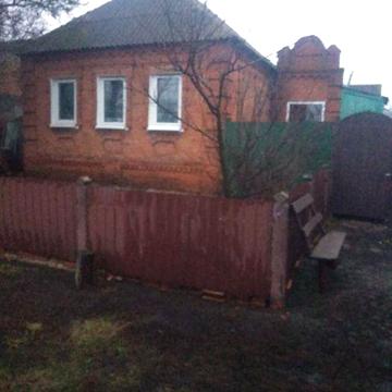 Продам дом в п.г.т. степановке 10км.