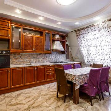 Продаж квартири, вул. Тургенєвська, Шевченківський р-н