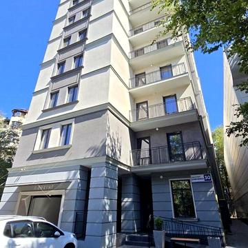 Срочная продажа ! ЖК "Олимпиец"/ парк Победы  В продаже 1 комнатная квартира 42 кв.м.  Балкон  4 этаж ЖК Олимпиец