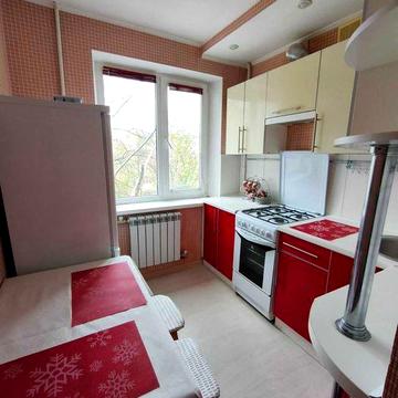 Продам 2к кв Героев Труда