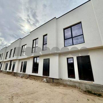 Продаж таунхаусу по вул. Луганська, 16 Петропавлівська Борщагівка