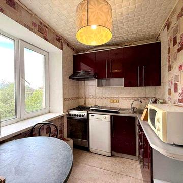 ПРОДАЖ 3-кімн., 3/4. Меблі, техніка та зручність розташування