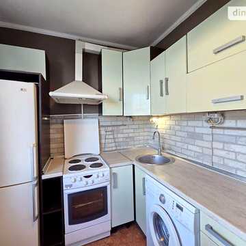 Продаж 2к Квартира Перемоги проспект
