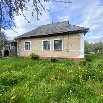 Терміново продам будинок у м. Овруч смт.Кварцитне — газ, вода, грубки, гарна ділянка