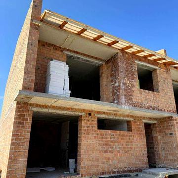 820$ за м2! Продаж таунхаусів БЕЗ КОМІСІЇ в Оброшине по вулиці Південній!