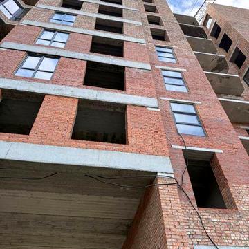 2 кімнатна квартира в гарній локаціі за чудовою ціною