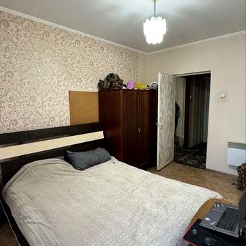 Квартира вечірній