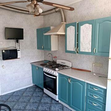Здам 4 к-ну квартиру. Парус