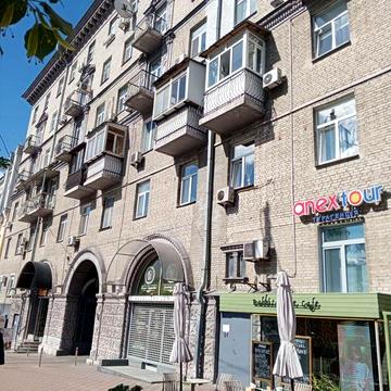 Здам 2 кімнатну роздільну квартиру на вул.Еспланадна,м.Палац Спорту