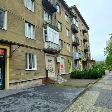 Продаж 1-кім. вул. Грушевського,  Відомчий будинок у центрі , 39 м², 2 поверх Продаж квартири