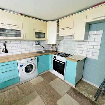 Продам 2 кімнатеу квартиру на землі  пров Транспортний