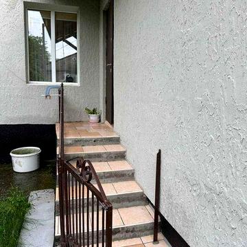 Продам 2-х кімнатну квартиру в 1-но поверховому будинку, р-н Польських фільварок