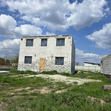 Продаж сучасного будинку в Борисполі — етап будівництва!