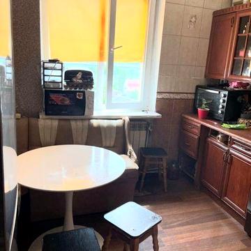 Продаж 2к квартири в центрі Бородянки