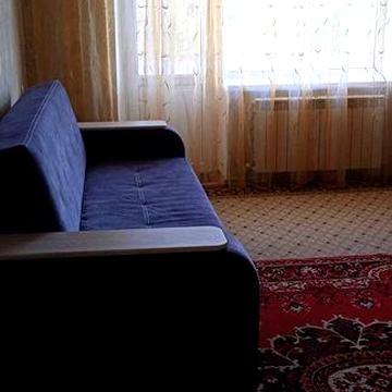 1-кімнатна на Паперовій з автономним опаленням цегляний будинок