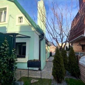 Здам будинок район Екватора