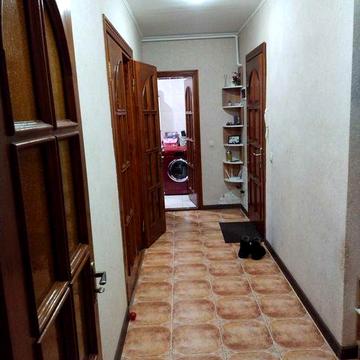 Оренда двокімнатної квартири по вул. Корольова, район МРЕО