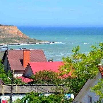 Продаж будинок на першій лінії моря з ремонтом 5 соток|Таїрова