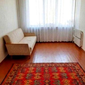 В Харьк гостинка 17 м² в кирпичном доме у метро!