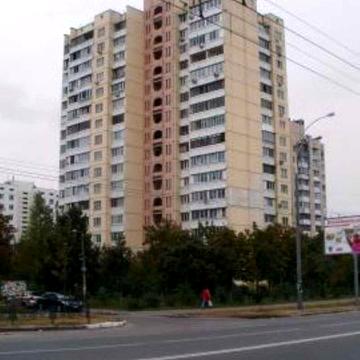 Сдам 1-комнатную квартиру на Оболони, ул. Героев Днепра,42.