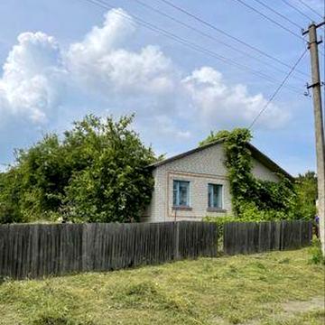 Будинок  в селі