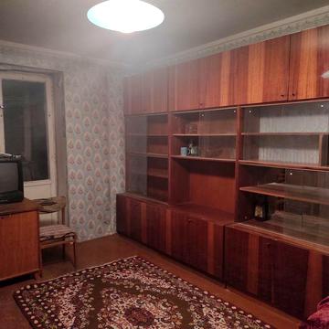 Здам власну 1к. кв. дівчині або родині  у Великій Рогані, Хар. обл.