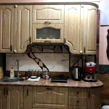 Здам 1 изол.кв. Центр, пл. Поезіїи