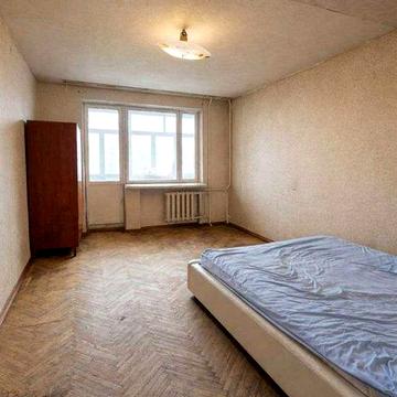 Здам 2-х кім. квартиру з роздільними кімнатами біля метро "Голосіївська"