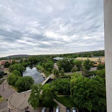 Продам 2-х кімнатну квартиру вул. Староярмаркова 1