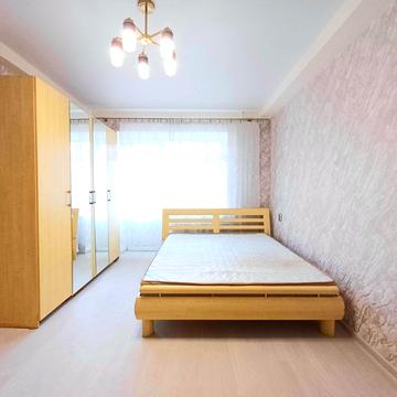 Тополева вул., 6