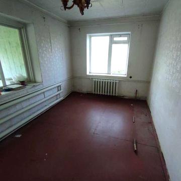 Продам квартиру під ремонт
