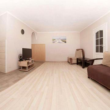Продам 2к квартиру в Центре