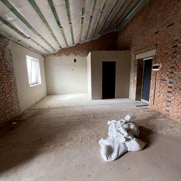 ШОК ЦІНА! Квартира без ремонту !