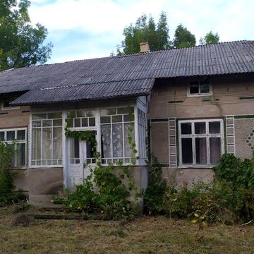 Продається будинок (під дачу) Рошнів